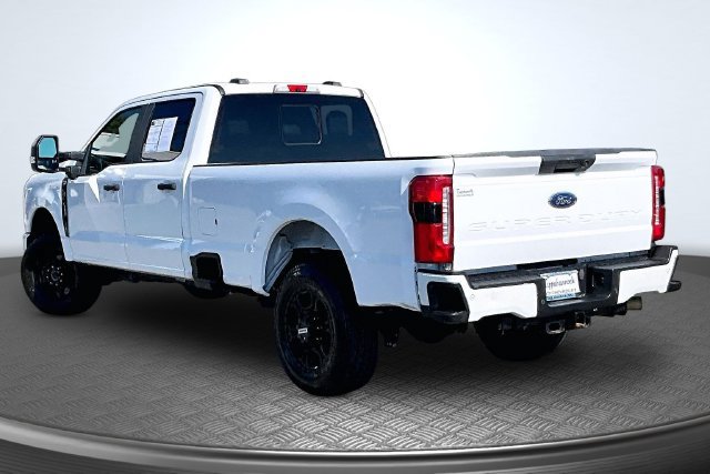 Used 2023 Ford F250 XL w/ STX Appearance Package AWD/4WD image 4