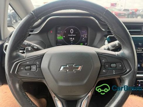 Used 2023 Chevrolet Bolt LT w/ Infotainment Package FWD image 11