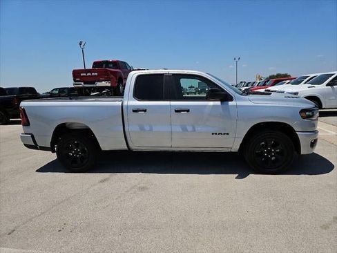 Used 2026 RAM 1500 Express AWD/4WD image 39