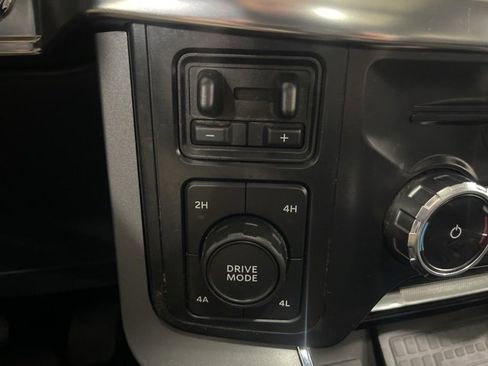 Used 2022 Ford F150 Lariat w/ Equipment Group 502A High image 37