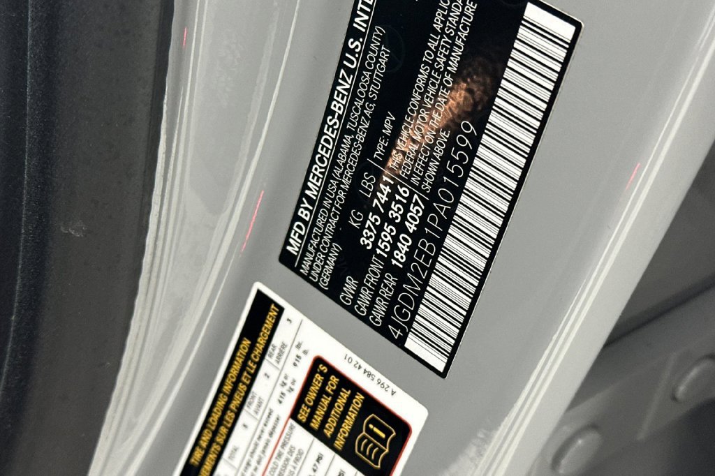 Certified 2023 Mercedes-Benz EQS 450+ 4MATIC SUV image 41