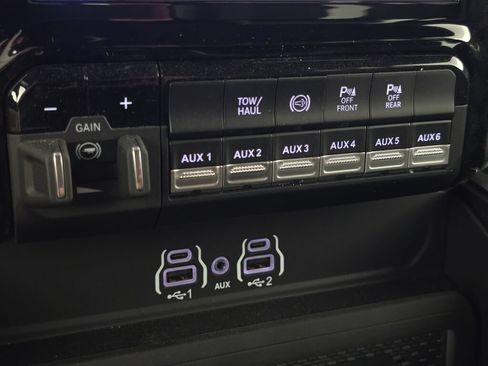 New 2026 RAM 3500 Laramie w/ Night Edition AWD/4WD image 26