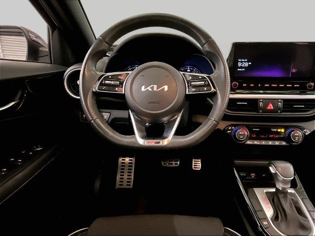 Used 2023 Kia Forte GT-Line w/ GT-Line Technology Package FWD image 5