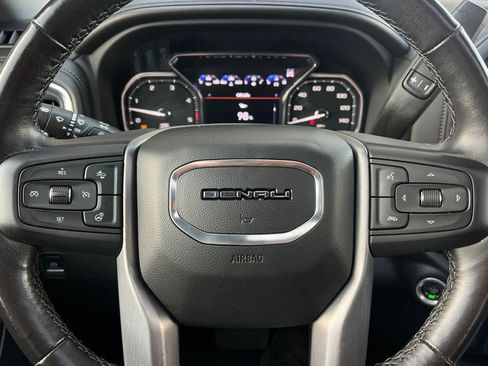 Used 2022 GMC Sierra 3500 Denali w/ Denali Black Diamond Edition AWD/4WD image 32