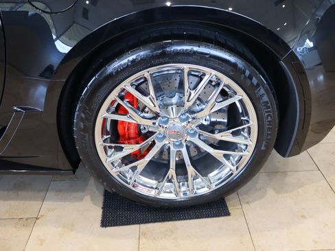 Used 2016 Chevrolet Corvette Z06 w/ 3LZ Preferred Equipment Group image 37