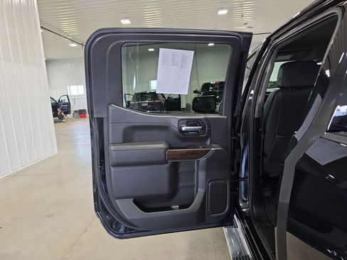 Used 2022 GMC Sierra 1500 SLT w/ SLT Premium Package AWD/4WD image 24