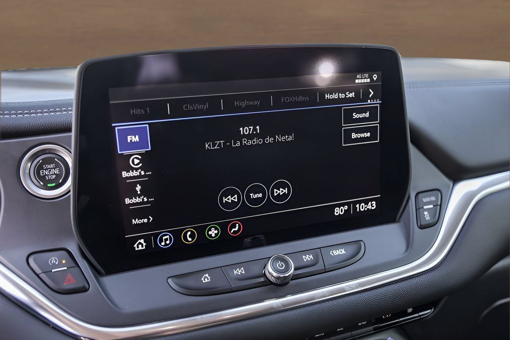 Used 2023 Chevrolet Blazer LT FWD image 16