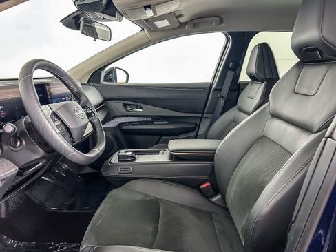 Certified 2025 Nissan Ariya AWD image 18