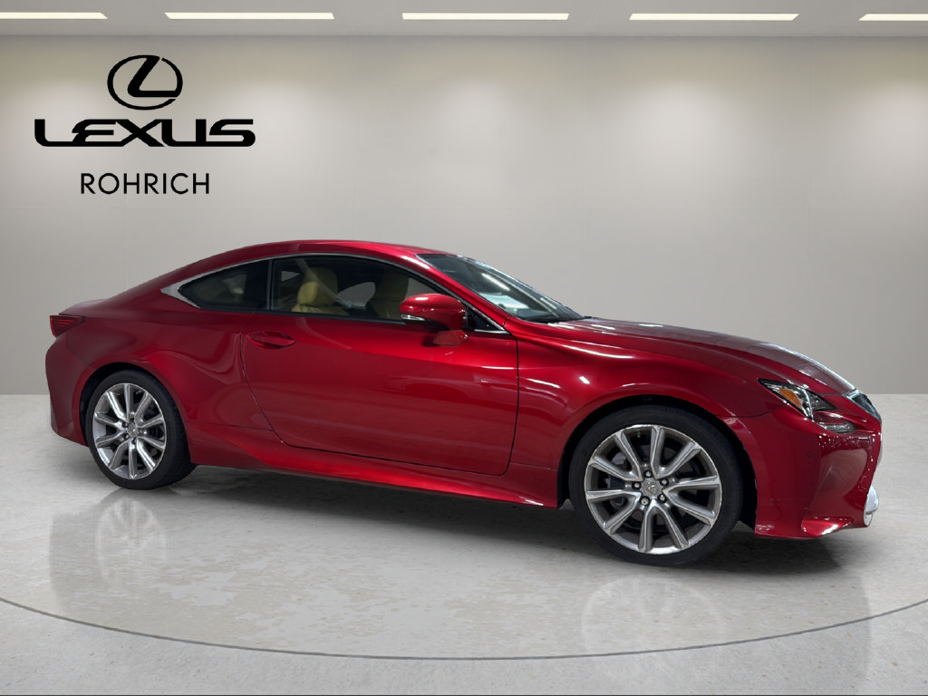 Used 2015 Lexus RC 350 w/ Navigation System Package RWD image 4