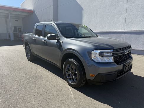 Used 2024 Ford Maverick XLT image 2