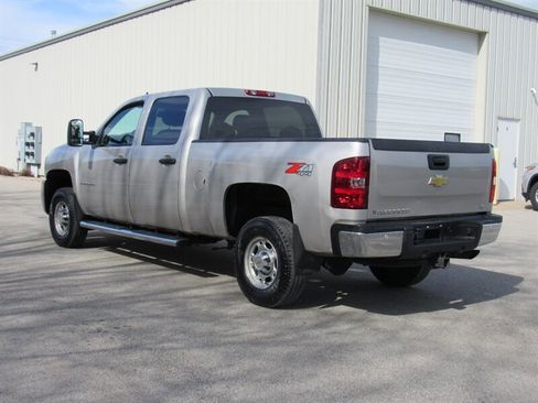 Used 2009 Chevrolet Silverado 2500 W/T AWD/4WD image 8