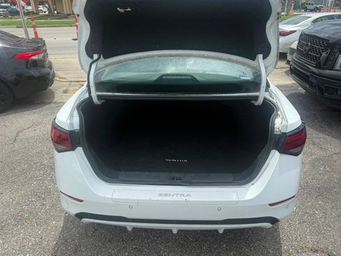 Used 2022 Nissan Sentra S FWD image 12