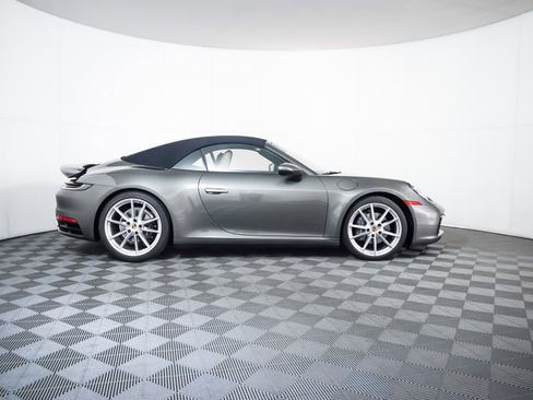 Certified 2020 Porsche 911 Carrera image 9