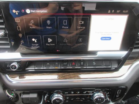 New 2026 GMC Sierra 1500 Elevation image 19