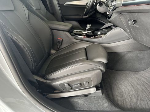 Used 2024 BMW X4 M40i w/ Premium Package image 39