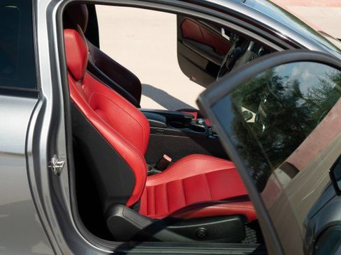 Used 2012 Mercedes-Benz C 63 AMG Coupe image 28