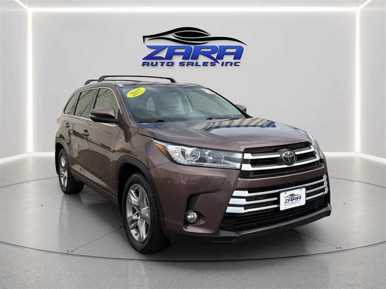 Used 2017 Toyota Highlander AWD V6 image 10