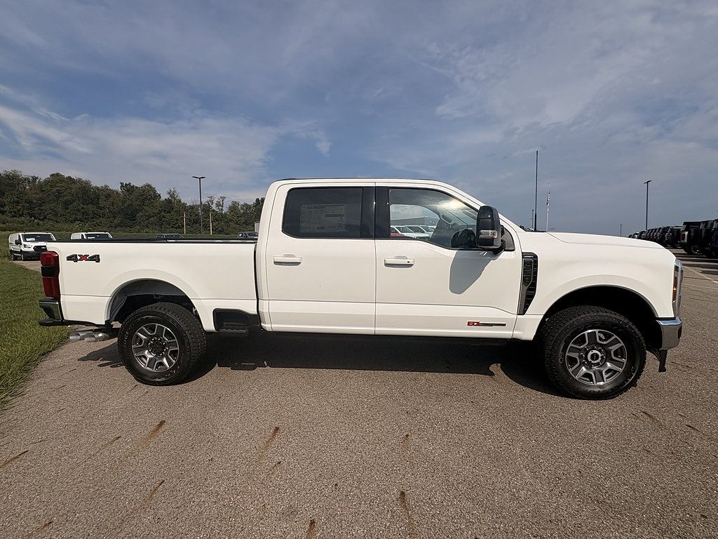 New 2027 Ford F250 Lariat w/ Lariat Ultimate Package AWD/4WD image 6