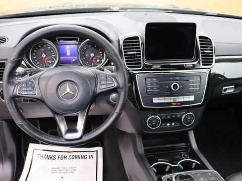 Used 2018 Mercedes-Benz GLS 450 4MATIC image 19