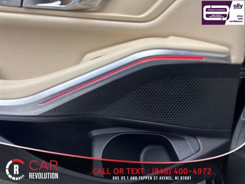 Used 2020 BMW 330i xDrive Sedan w/ Driving Assistance Package image 41