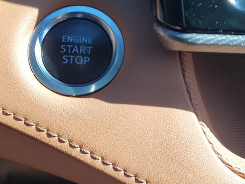 Certified 2021 Toyota Highlander Platinum image 39