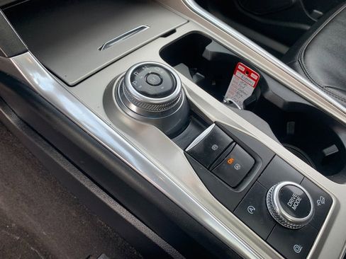 Used 2020 Ford Explorer XLT w/ Equipment Group 202A image 29