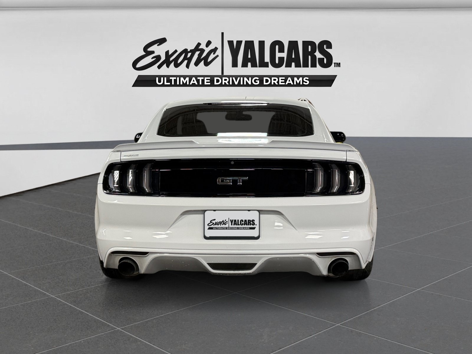 Used 2015 Ford Mustang GT w/ GT Performance Package RWD image 4