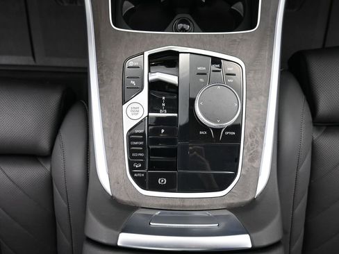 Used 2024 BMW X5 xDrive40i w/ Premium Package image 15