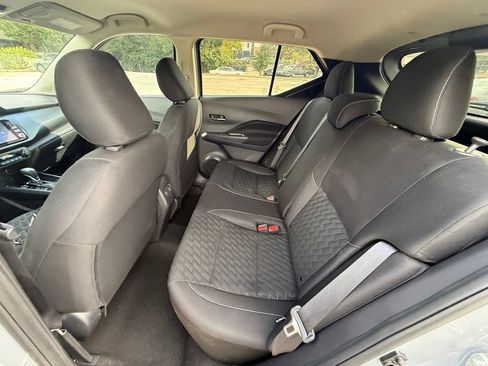 Used 2021 Nissan Kicks SV FWD image 27
