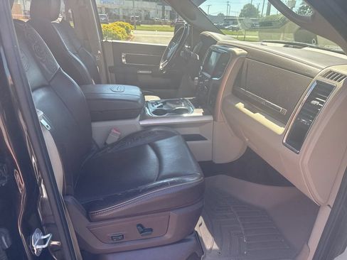 Used 2016 RAM 1500 Laramie Longhorn w/ Convenience Group AWD/4WD image 17