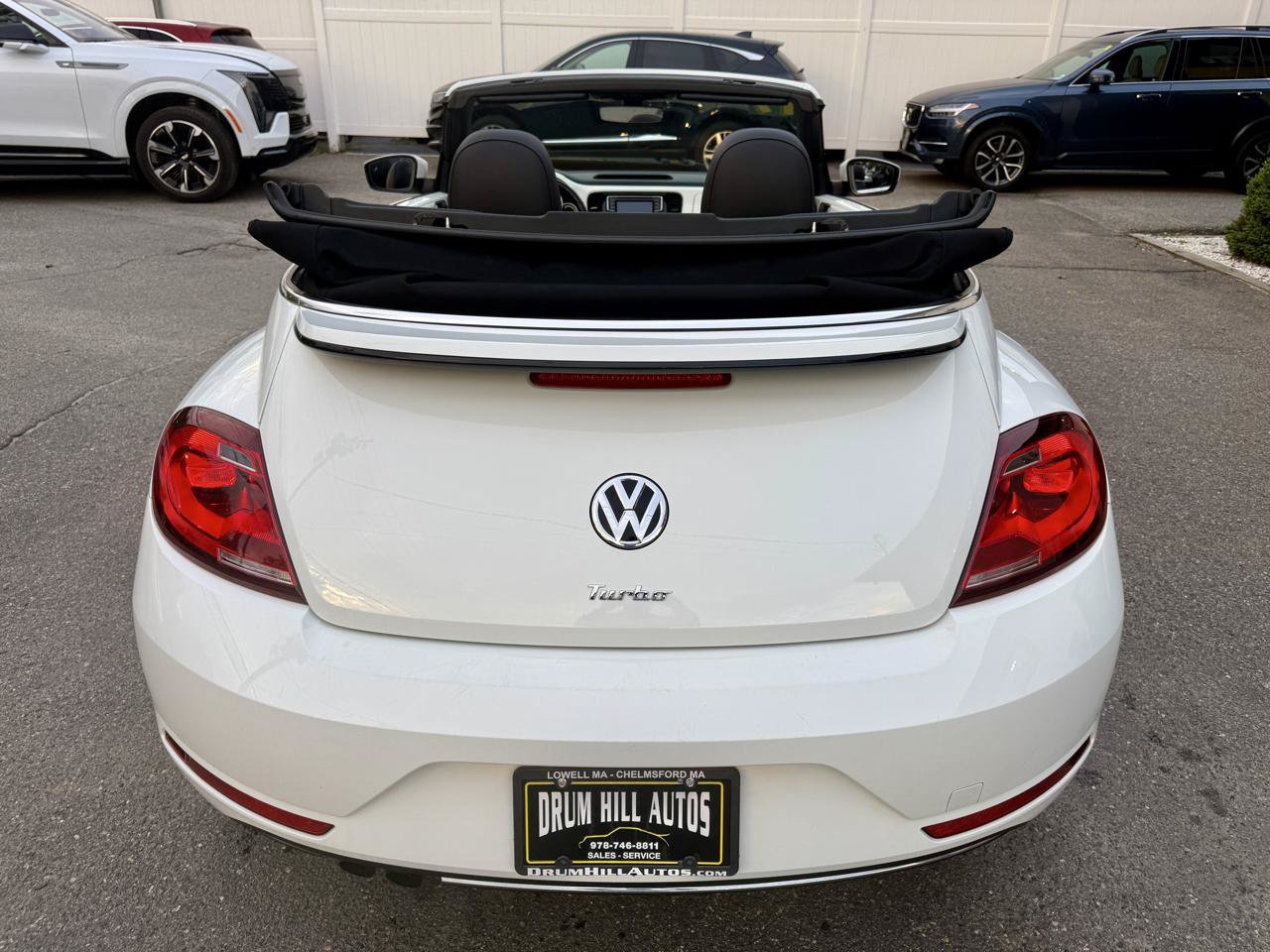 Used 2019 Volkswagen Beetle 2.0T SE FWD image 37