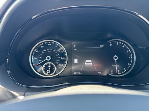 Used 2024 Genesis GV70 3.5T Sport AWD/4WD image 10