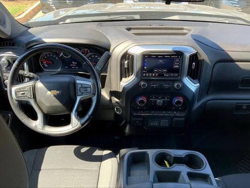 Used 2021 Chevrolet Silverado 1500 LT image 13