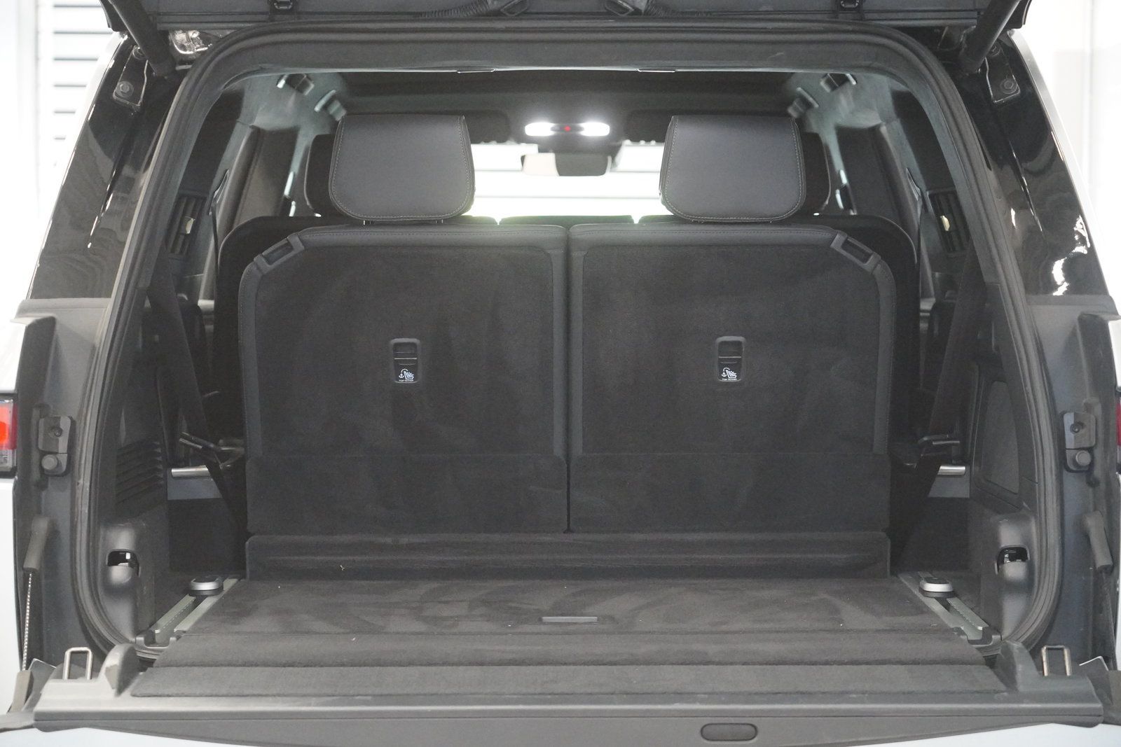 Used 2023 Rivian R1S Launch Edition Quad AWD/4WD image 34