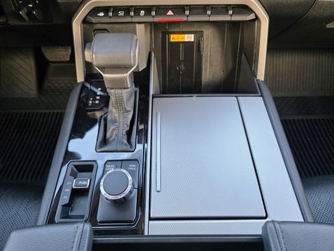 Used 2024 Toyota Sequoia Limited image 22