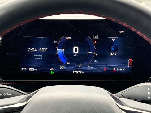Used 2025 Chevrolet Blazer EV RS AWD/4WD image 36