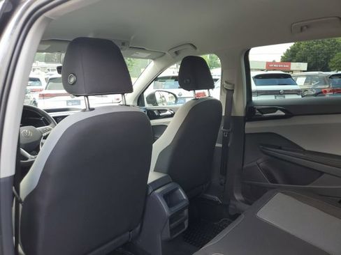 Certified 2024 Volkswagen Taos S FWD image 12