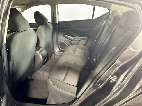Used 2023 Nissan Altima 2.5 SV FWD image 19