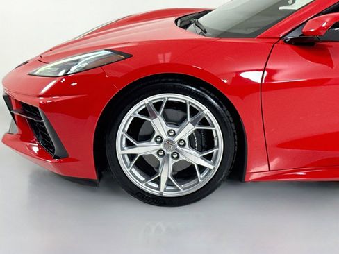 Used 2020 Chevrolet Corvette Stingray Coupe w/ 1LT RWD image 39