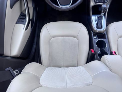 Used 2014 Buick Verano Convenience FWD image 21