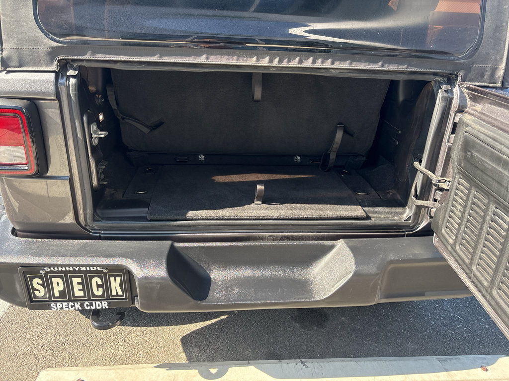 Used 2021 Jeep Wrangler Sport AWD/4WD image 7
