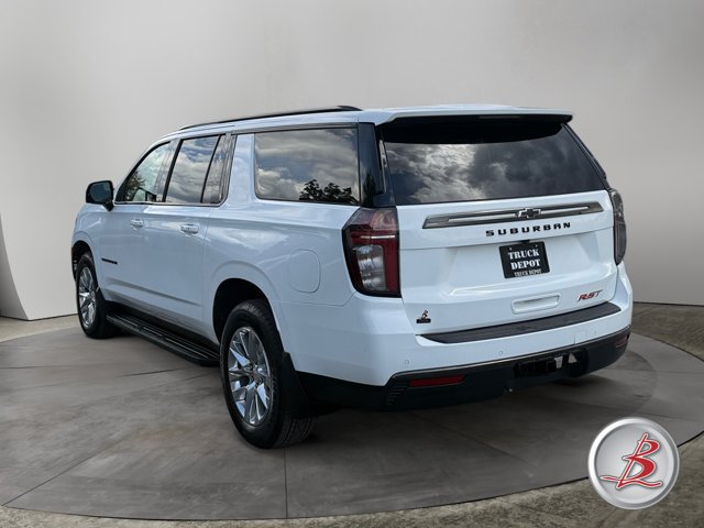 Used 2021 Chevrolet Suburban RST w/ Luxury Package AWD/4WD image 5