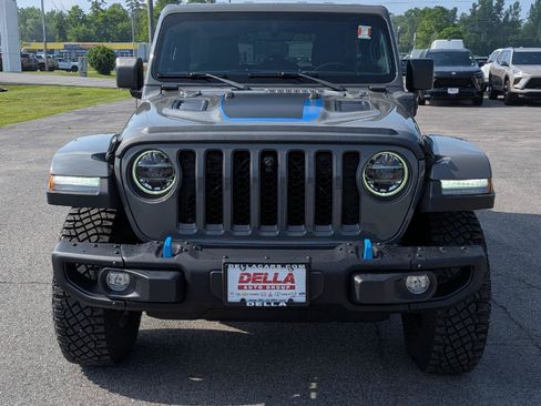 Used 2021 Jeep Wrangler Unlimited Rubicon 4xe w/ Steel Bumper Group AWD/4WD image 2