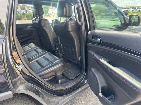 Used 2019 Jeep Grand Cherokee Trailhawk w/ Trailhawk Luxury Group AWD/4WD image 20
