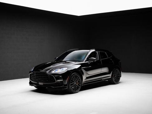 Used 2024 Aston Martin DBX 707 AWD/4WD image 4