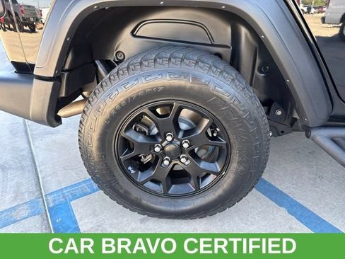 Used 2021 Jeep Wrangler Unlimited Sport AWD/4WD image 10