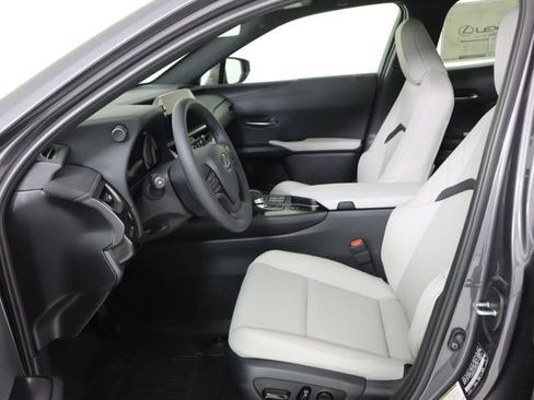 New 2026 Lexus UX 300h FWD image 12