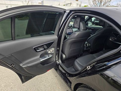 Used 2024 Mercedes-Benz C 300 C 300 image 17