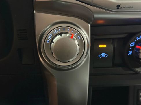 Used 2017 Toyota 4Runner SR5 image 37