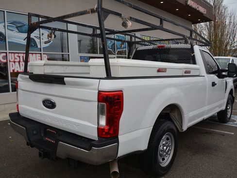 Used 2017 Ford F250 XL w/ XL Value Package image 8